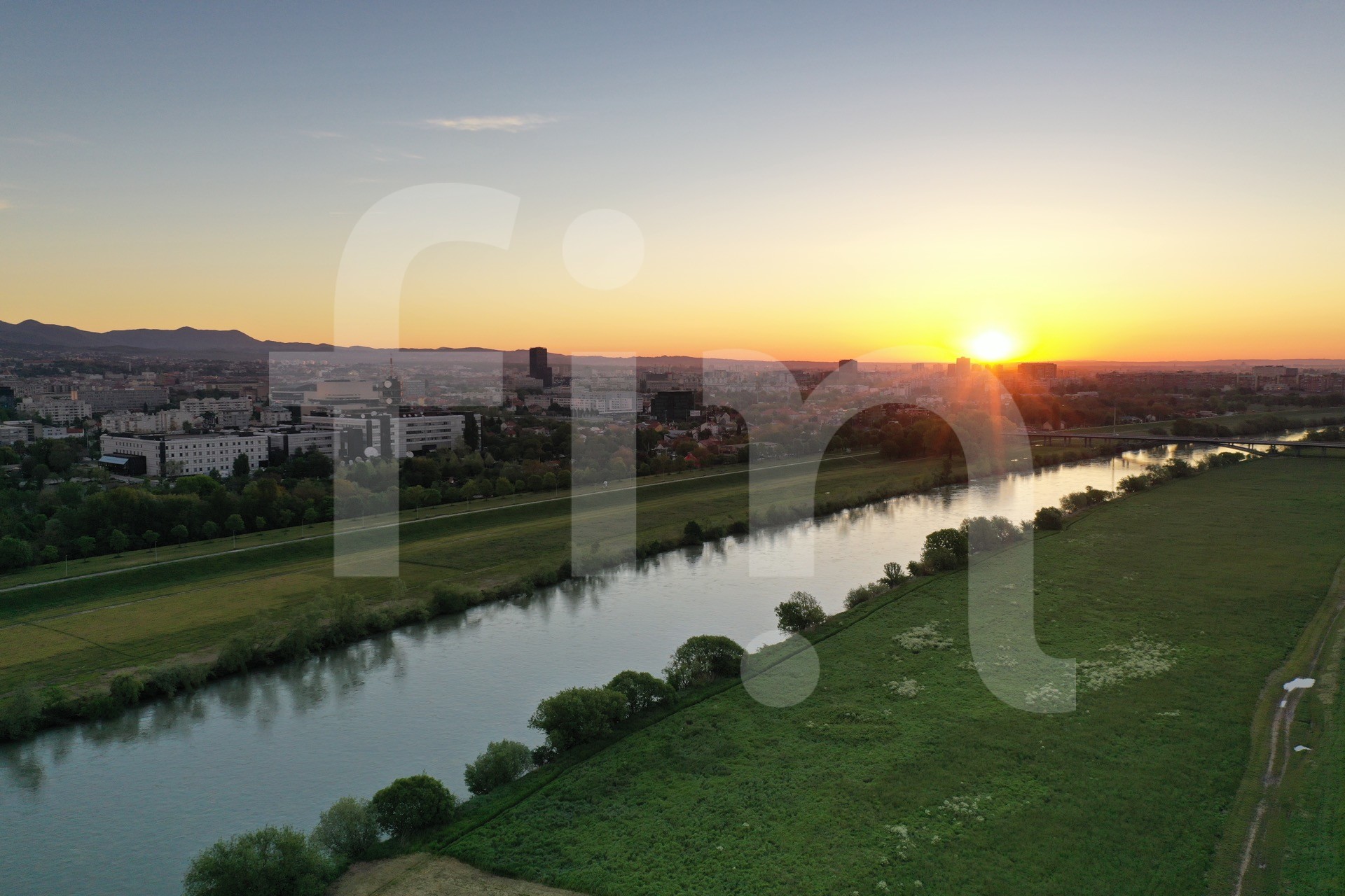 Sunrise along the Sava river in Zagreb