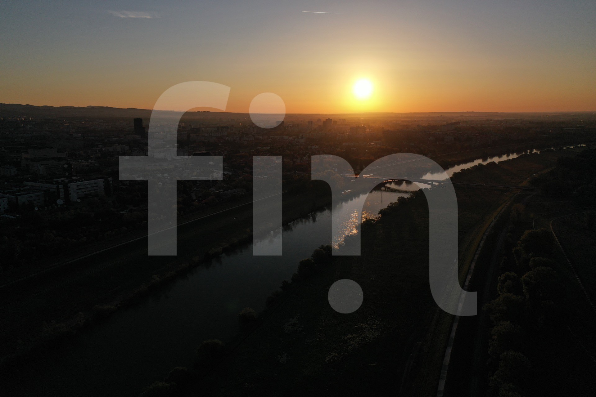 Sunrise along the Sava river in Zagreb